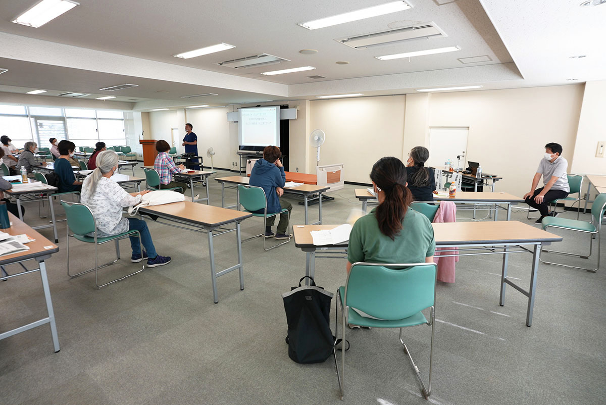 板橋区にて、介護の入門的研修「まったく腰に負担のかからない介護テクニック」を行いました